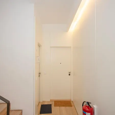 Liiiving In - Alegria Charming Apartamento *