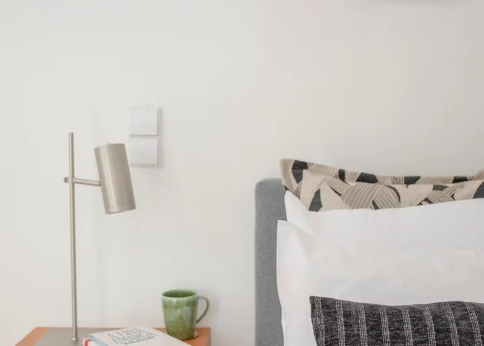 Liiiving In - Alegria Charming *